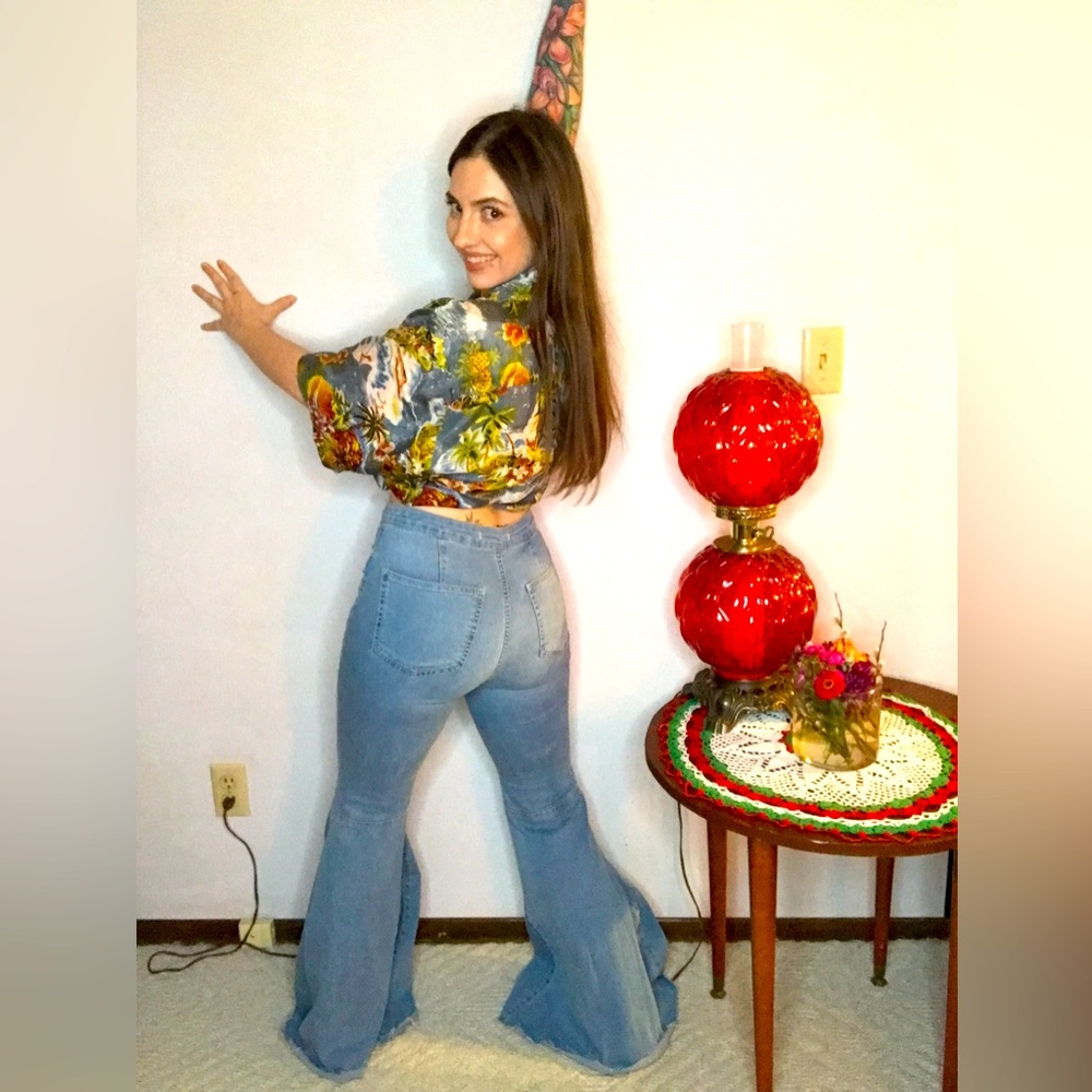 Bellbottoms